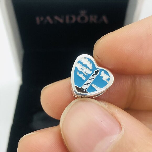 ✨🔥 Pandora Cape Hatteras Lighthouse Charm Travel Pendant - Picture 3 of 4